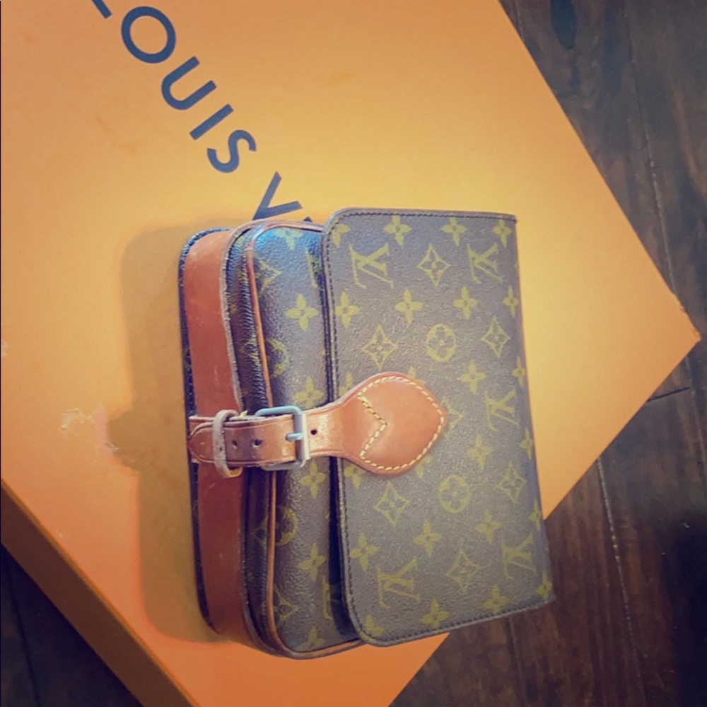 Authentic Vintage LV cartouchiere MM Crossbody bag